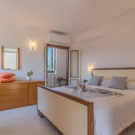 Casa Greppi Apartment